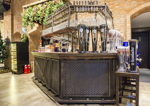 辛德勒啤酒德餐厅(望京798园区店)