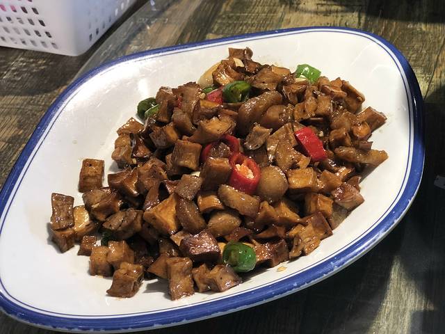 刘姐啤酒鱼（蟠桃路店）(刘姐啤酒鱼蟠桃路店)