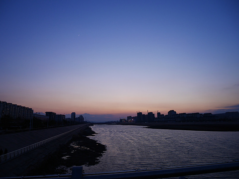 布尔哈通河旅游景点图片