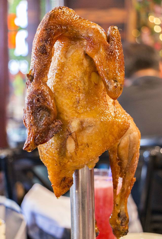 谢三姐金奖啤酒鱼私房菜店(西街店)