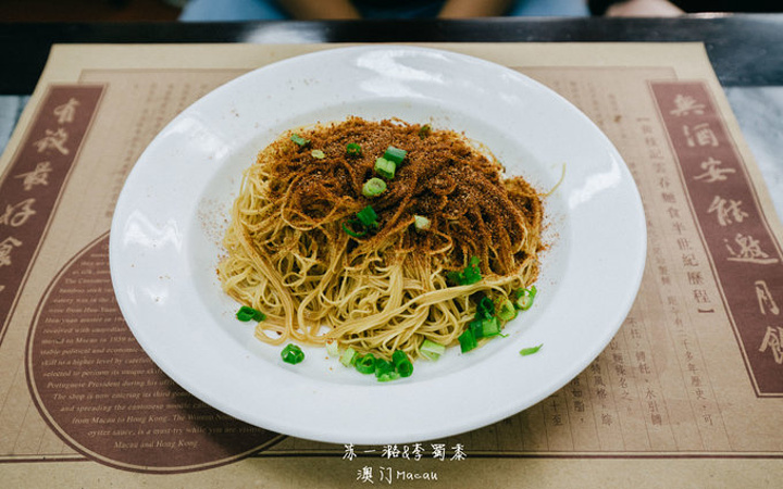 這裡的蝦子面名氣最大但是有那麼好吃嗎