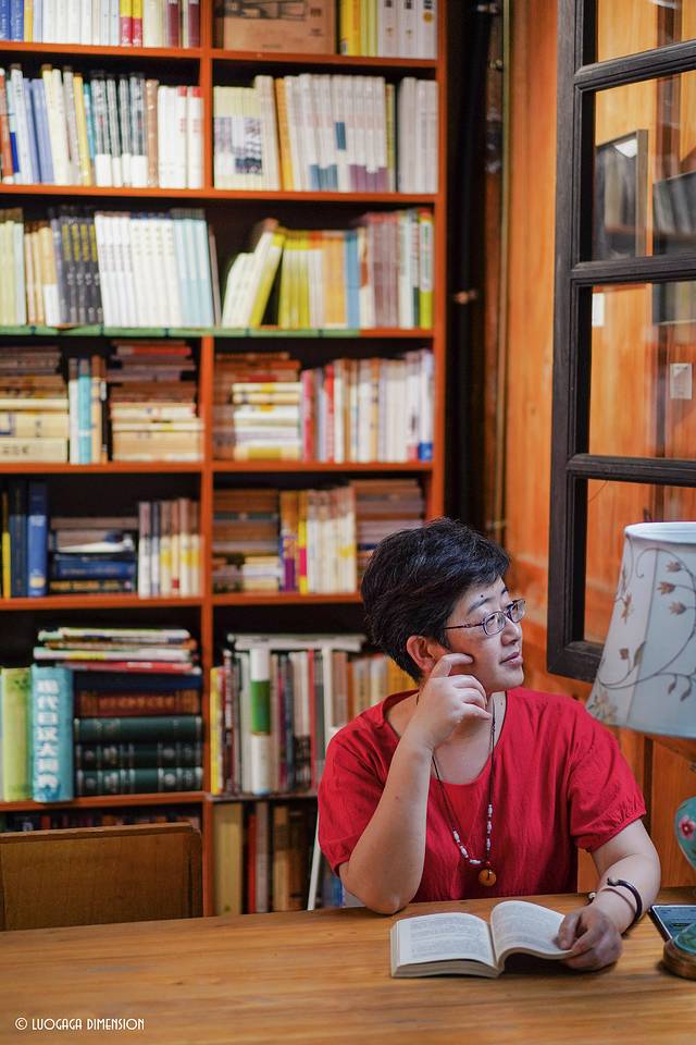 东方书店(光华街店)