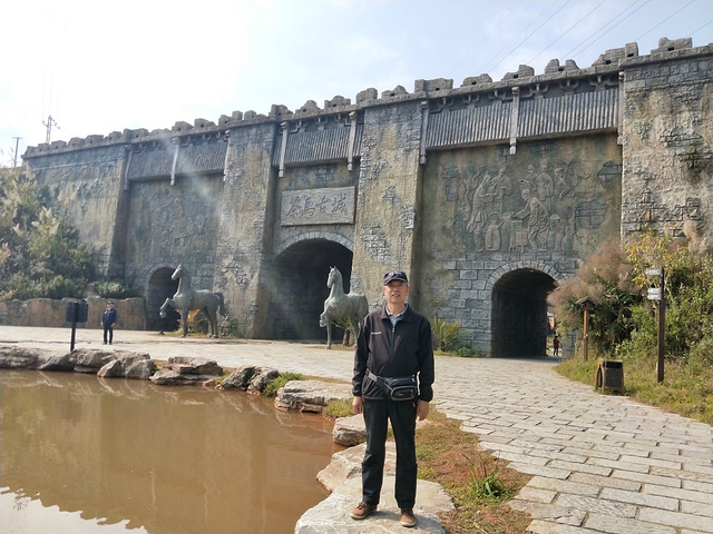 "这可是免费游览的景区。2月28日我们从墨江出来，行驶了150多公里来到了位于普洱的茶马古道_普洱茶马古道旅游景区"的评论图片