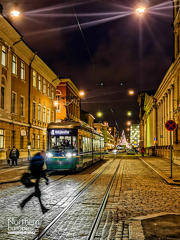 "天气不好，下次再来 赫尔辛基 还是会再来一次这里，这里风景还是蛮好的，有中古冷兵器时期的 欧洲 范_赫尔辛基大教堂"的评论图片