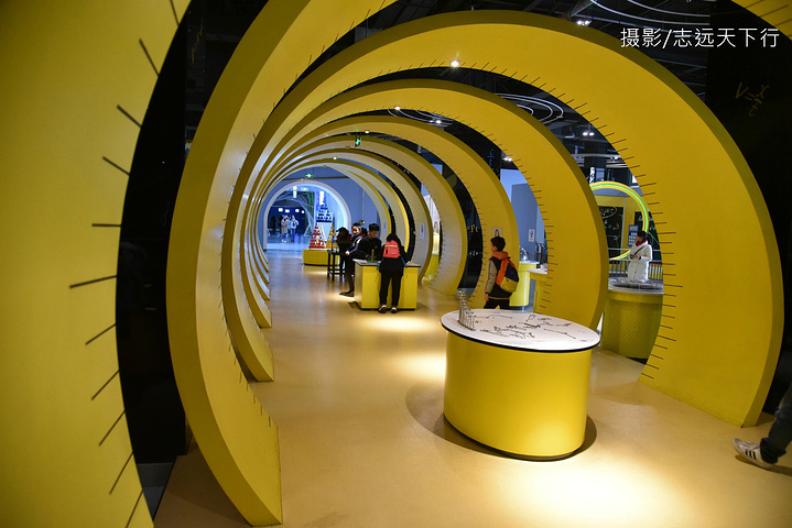 只是老同学对博物馆这类的景点不感兴趣,所以我只能放弃_四川科技馆&