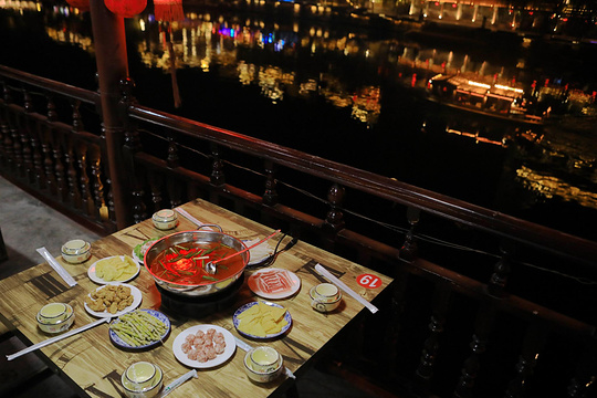 落香河岸酒家旅游景点图片