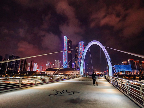 南京眼步行桥旅游景点图片