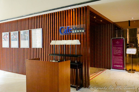 三亚中心皇冠假日酒店·蓝岸自助餐厅旅游景点图片