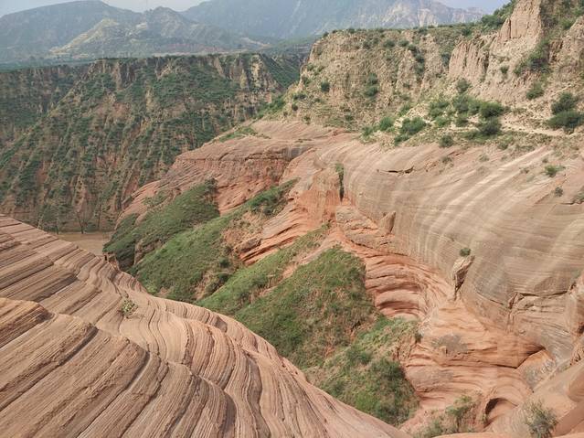 丹霞地貌时光岩风景区