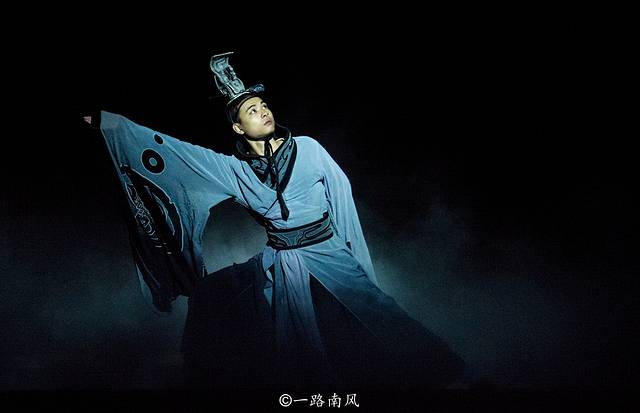 《寻梦龙虎山》实景演出