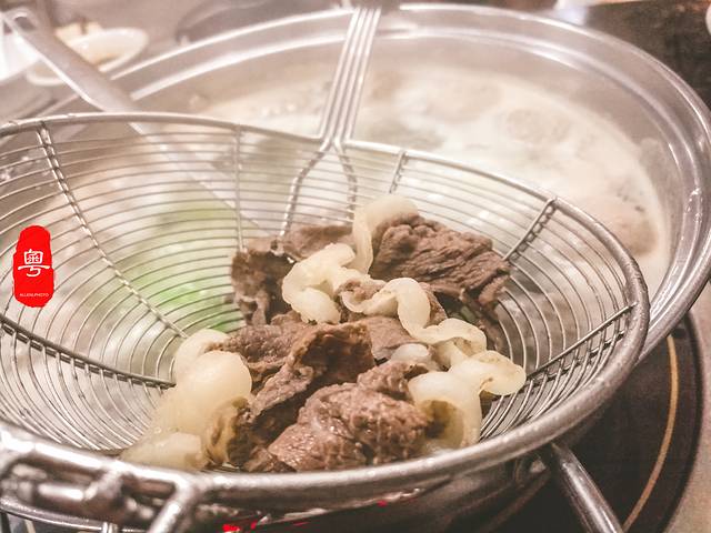 八合里牛肉火锅(体育西店)