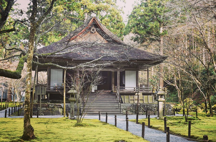 三千院虽然门票便宜但是离市中心较远,