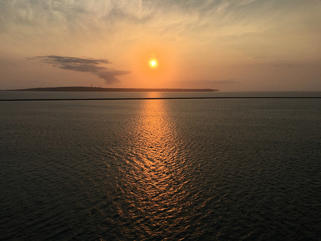 "海中公園的海岸。雖説這次旅程充滿著新鮮感，但宮古島真的沒什麽太大的驚喜。水下能見度一般_宫古岛"的评论图片