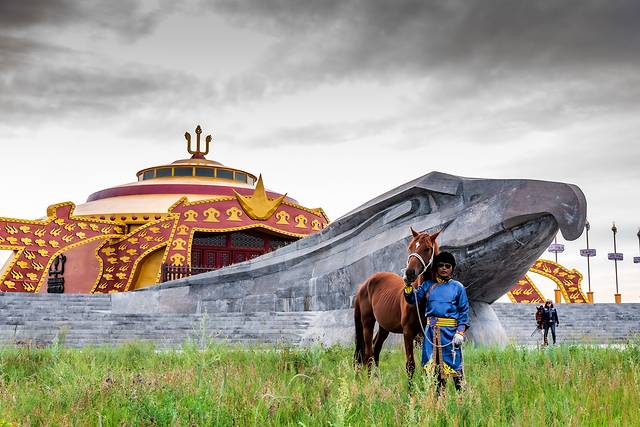 坝上草原大汗行宫旅游景区