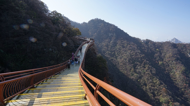 少华山玻璃栈道旅游景点图片