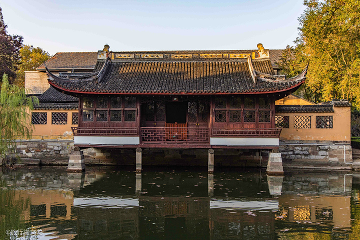 "范蠡湖公园，这里见证他和西施爱情的地方，当然要来这里一睹著名的历史古迹的公园，这个公园最独特之..._范蠡湖公园"的评论图片