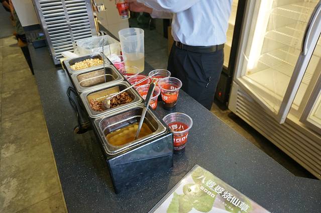 八婆婆烧仙草(曾厝垵店)