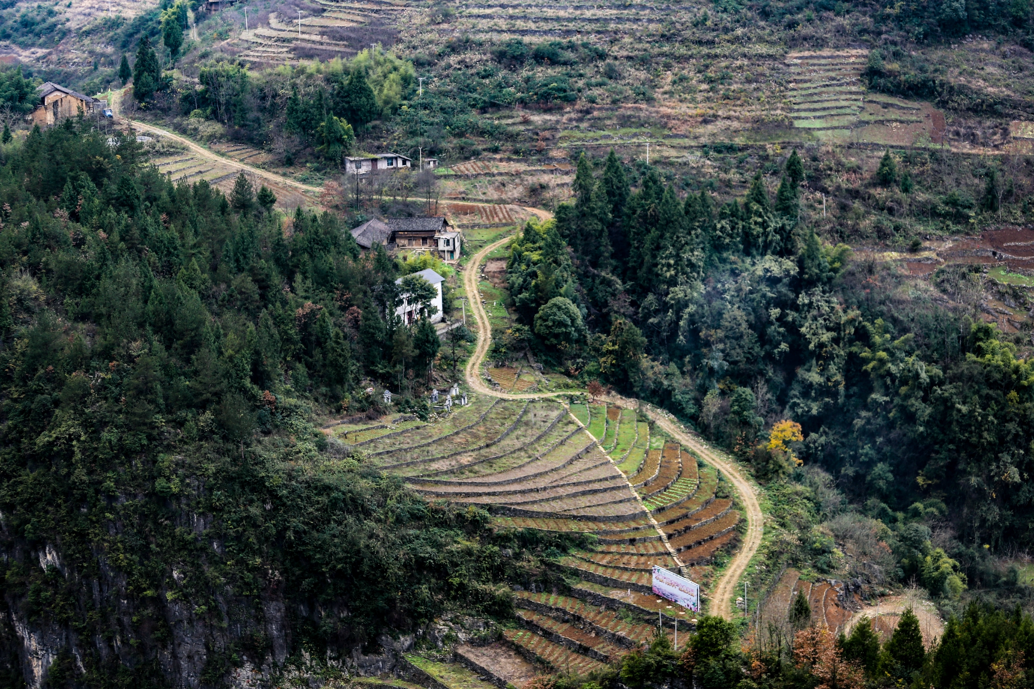 2022小寨天坑风景区游玩攻略,正当我欣赏旱夔门的美景时,...【去哪儿攻略】