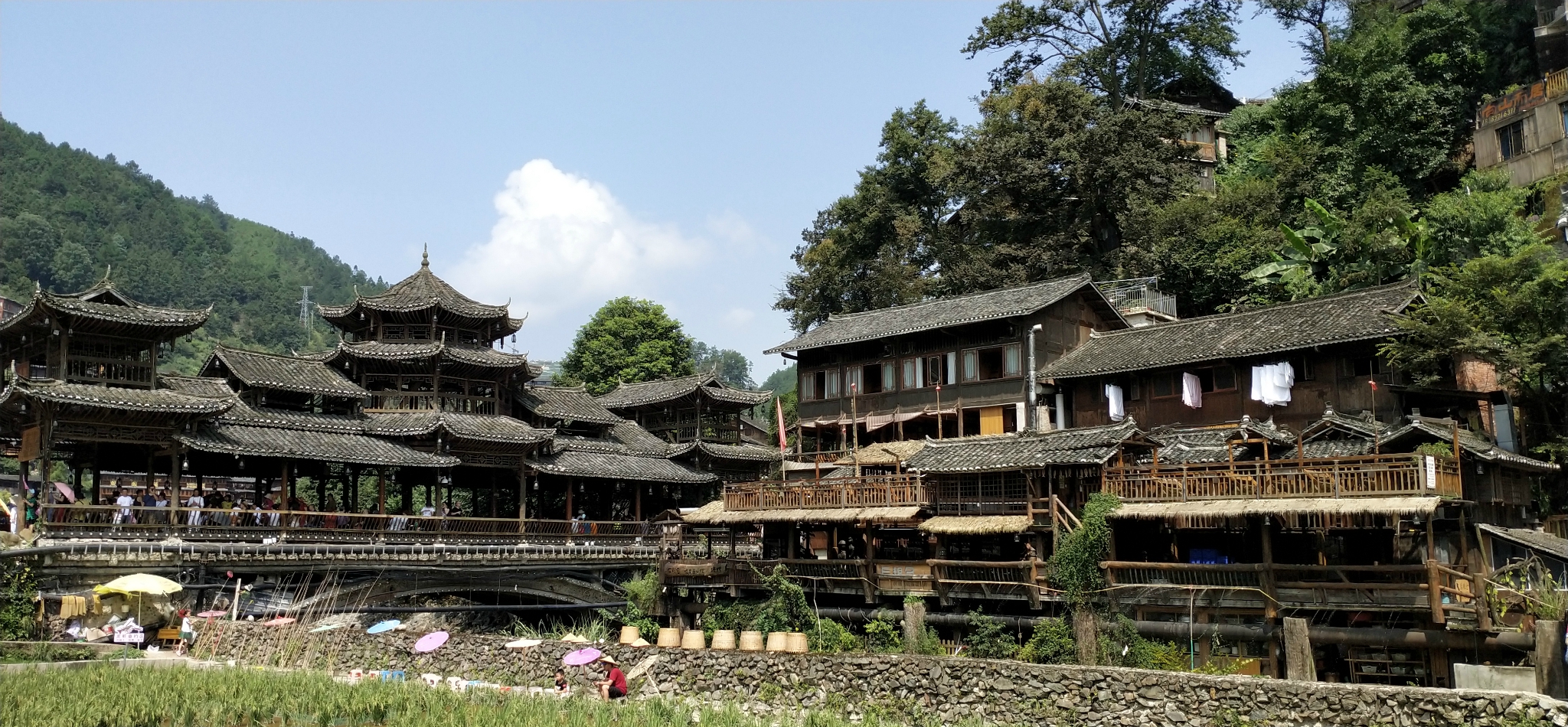 桐家的旅行 贵州西江千户苗寨 青岩古镇 中国天眼五日游 贵阳旅游攻略 游记 去哪儿攻略