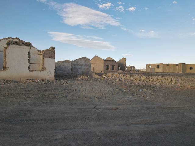冷湖石油基地遗址