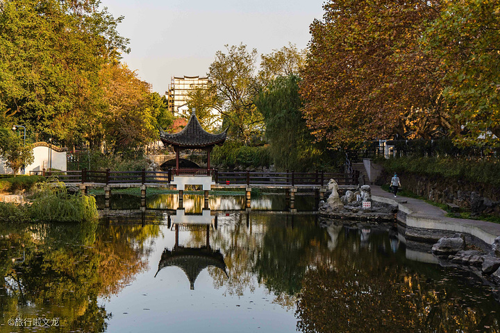 "范蠡湖公园，这里见证他和西施爱情的地方，当然要来这里一睹著名的历史古迹的公园，这个公园最独特之..._范蠡湖公园"的评论图片