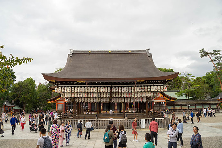 八坂神社:位于京都祇园的是八坂神社的总本社,大是挺大,不过