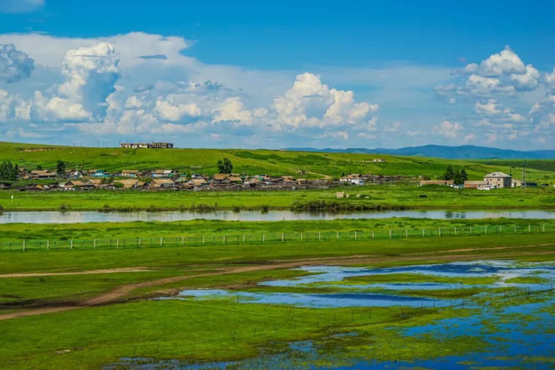 2022室韦游玩攻略,小木屋,青青草原,绵延不绝.【去哪儿攻略】