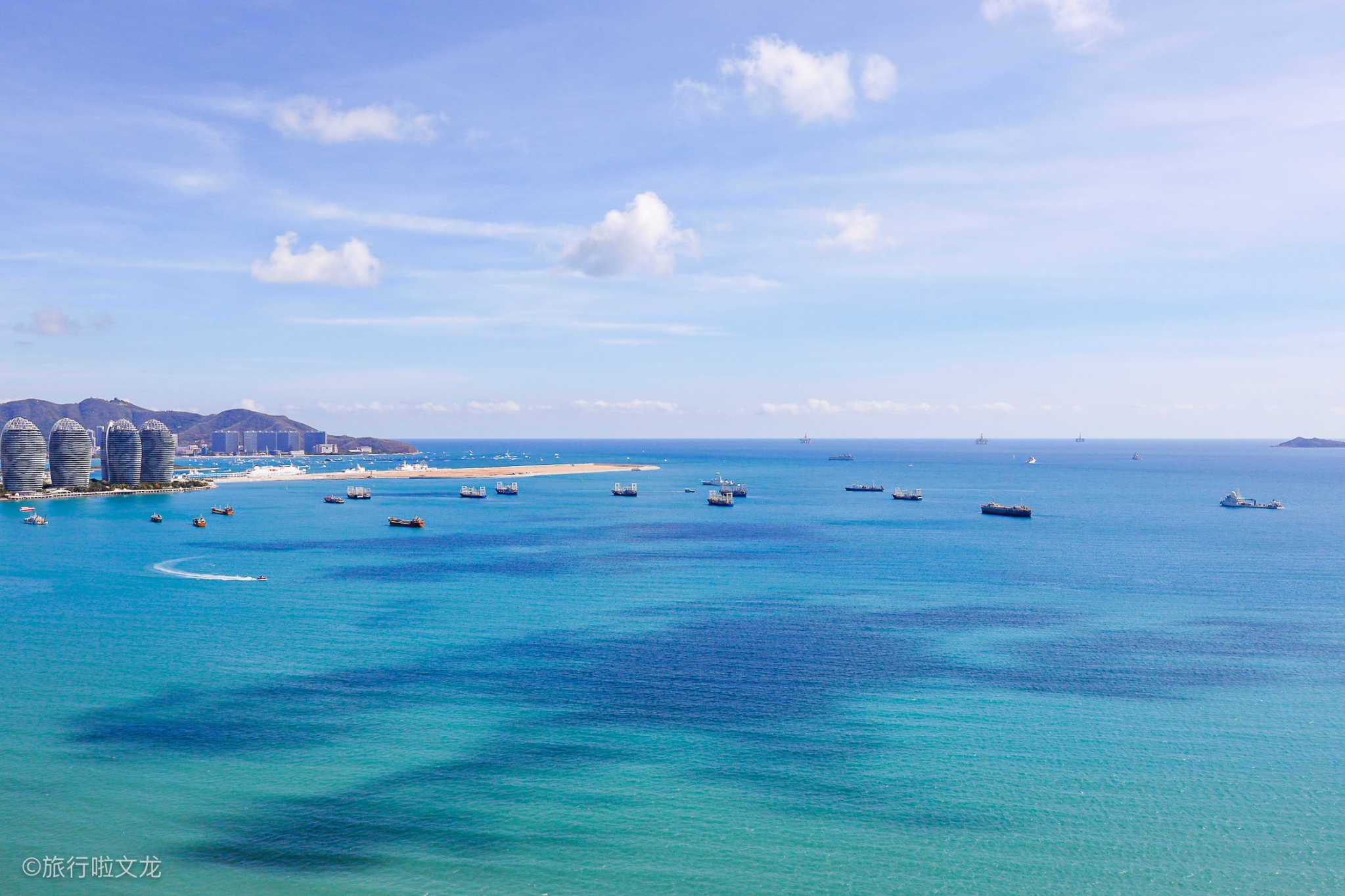 然而美丽海边的美却丝毫不影响三亚湾每次三亚的开始和最想的期盼