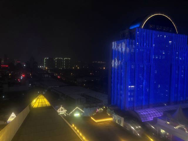 环球港龙眼摩天轮