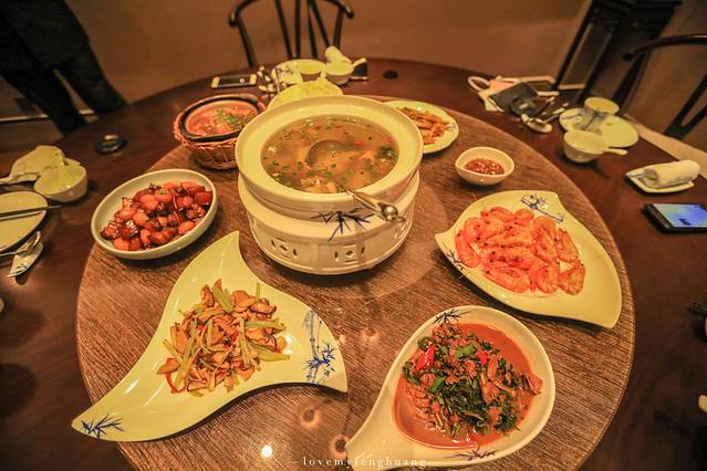 南山竹海遇·竹隐居·珍味堂