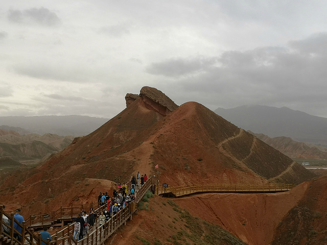 第二個是七彩雲海臺_張掖七彩丹霞旅遊景區