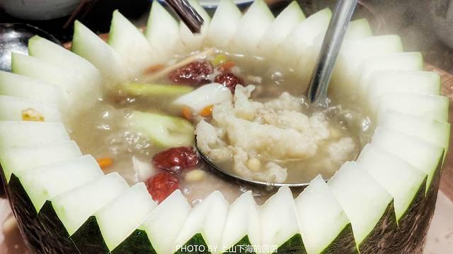 赏当年顺德鱼生地道菜(大良店)