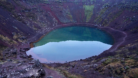 Kerið火山口湖