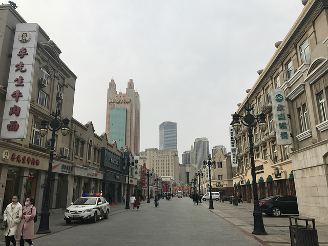 "滨江道商业街是天津市最繁华的商业街之一。几十年没有吃过了，还是小时候的味道，感觉真好_滨江道商业街"的评论图片