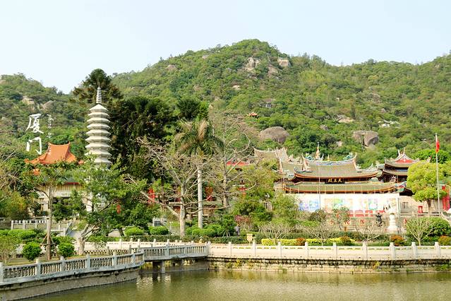 南普陀寺-放生池