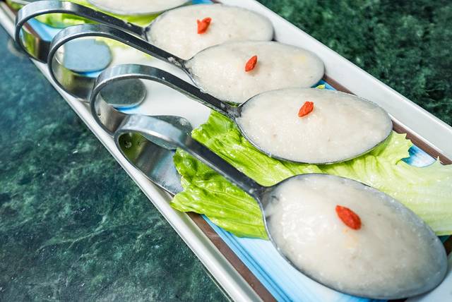 萌哒哒椰子鸡(三亚湾店)