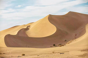 中国最美的3个沙漠，看哭万千网友：我们欠你一场旅行