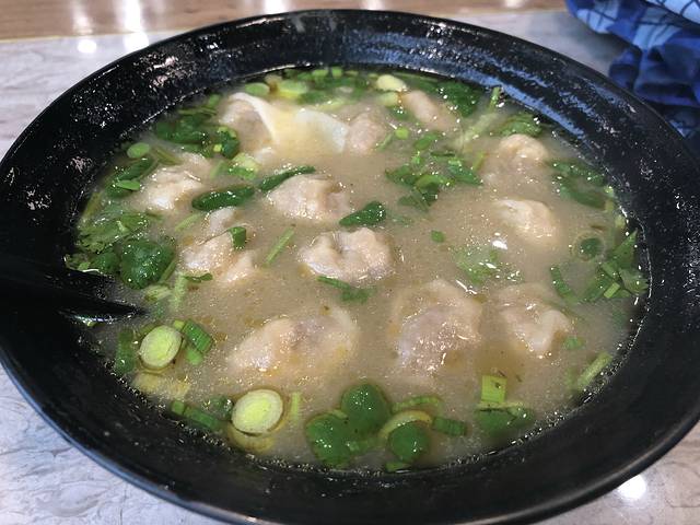 杨同兴热气羊肉·私房纸包鱼·小龙虾