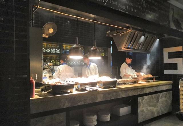 多伦多海鲜自助餐厅(金山万达店)