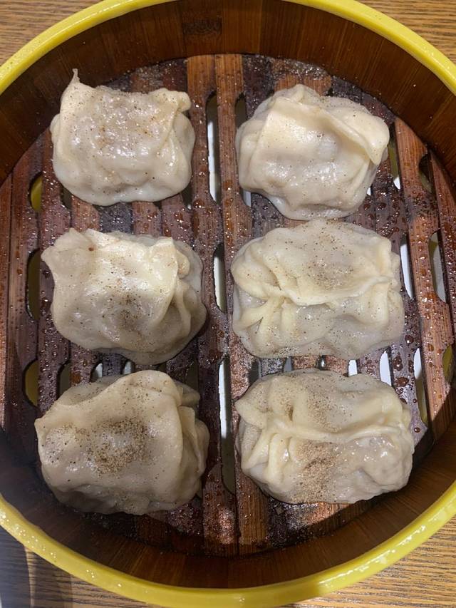 亮仔烧烤餐饮广场(南湖店)