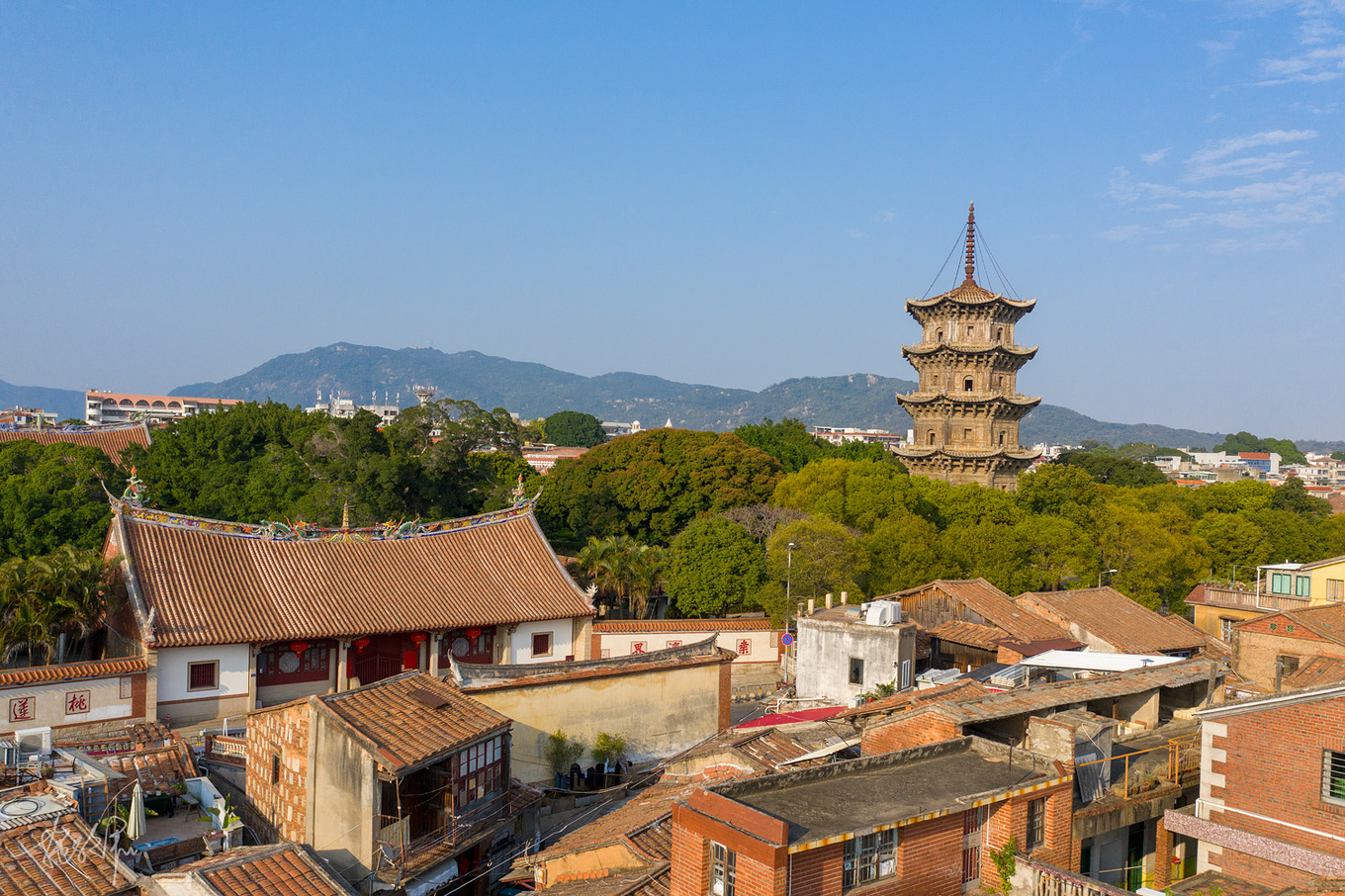 泉州古迹短视频制作 总要去一次泉州吧!五步一庙,遍地是古迹,品不完的人间烟火