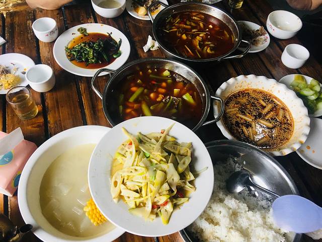 赵二娃农家菜馆