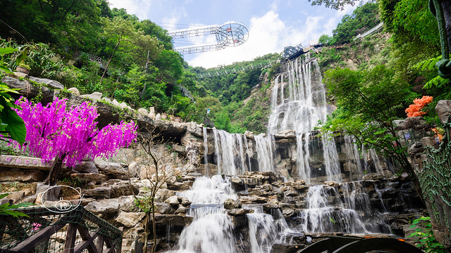 古龙峡大瀑布群旅游景点图片