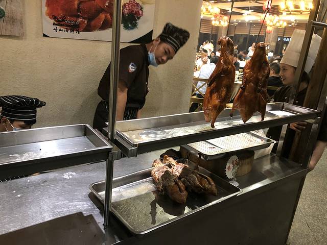 峙山海鲜馆(公园店)