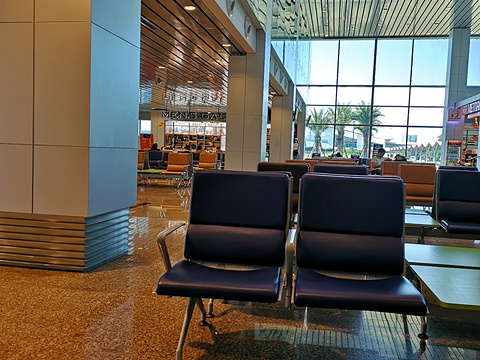 卡姆拉恩机场旅游景点图片