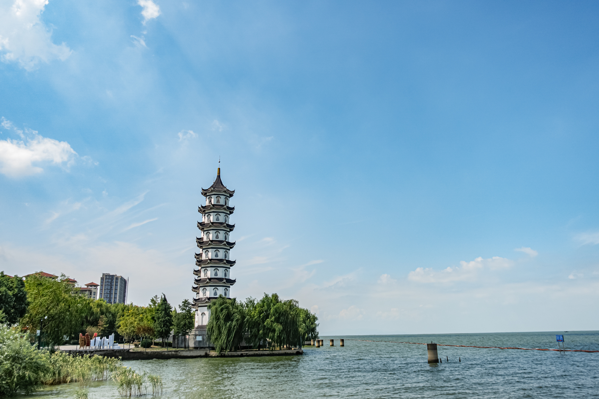 最近还要在这里举办七都双塔夜市,我真是觉得这小镇的旅游意识非常