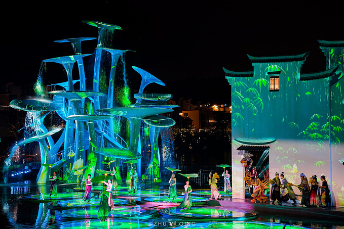 遇见婺女洲,汉服穿越绚烂烟花,秋日晚风下的徽州梦-黄山旅游攻略-游记