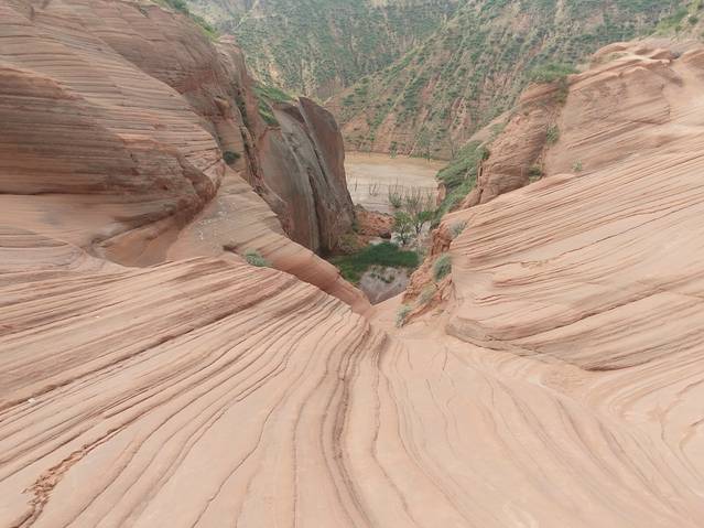丹霞地貌时光岩风景区
