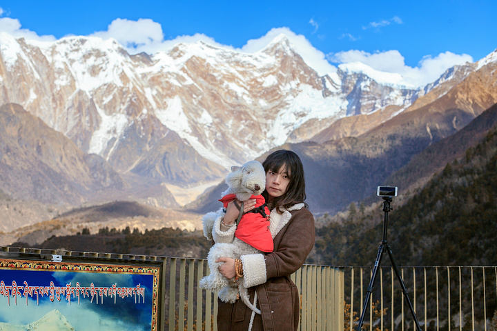 "南迦巴瓦峰是林芝地区最高的山，海拔7782米，在世界高峰行列位居第15位，7000米级山峰中的最高峰_南迦巴瓦峰"的评论图片