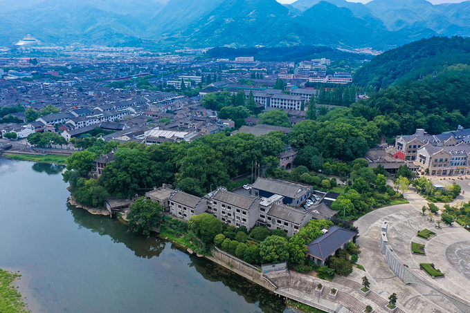遇见宁波，暑游奉化，来一场绝美的赛博之旅-旅游攻略-游记-去哪儿攻略